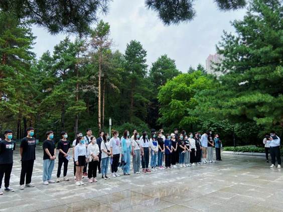 310b22ce796745dd710da6f7c3957f8d